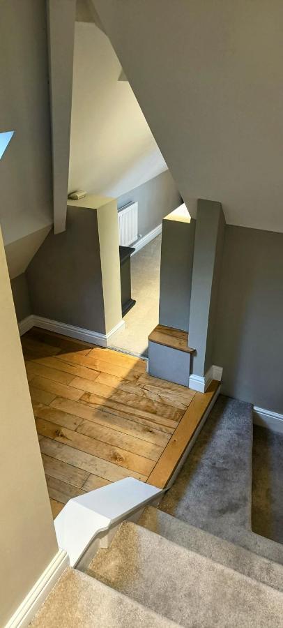 Homebird Property - Rutland Apartment Harrogate